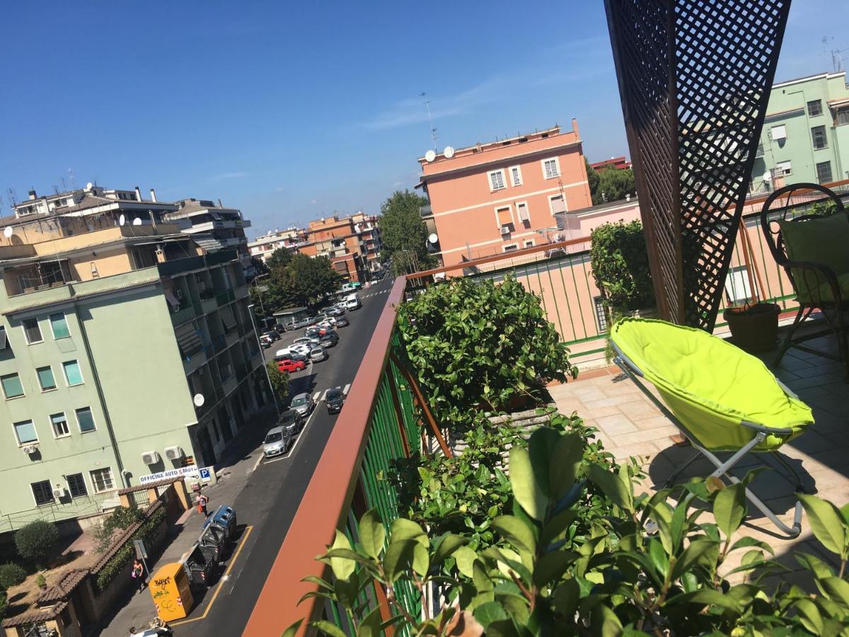 Panoramic And Bright Penthouse Is Waiting For You Apartamento Roma Exterior foto