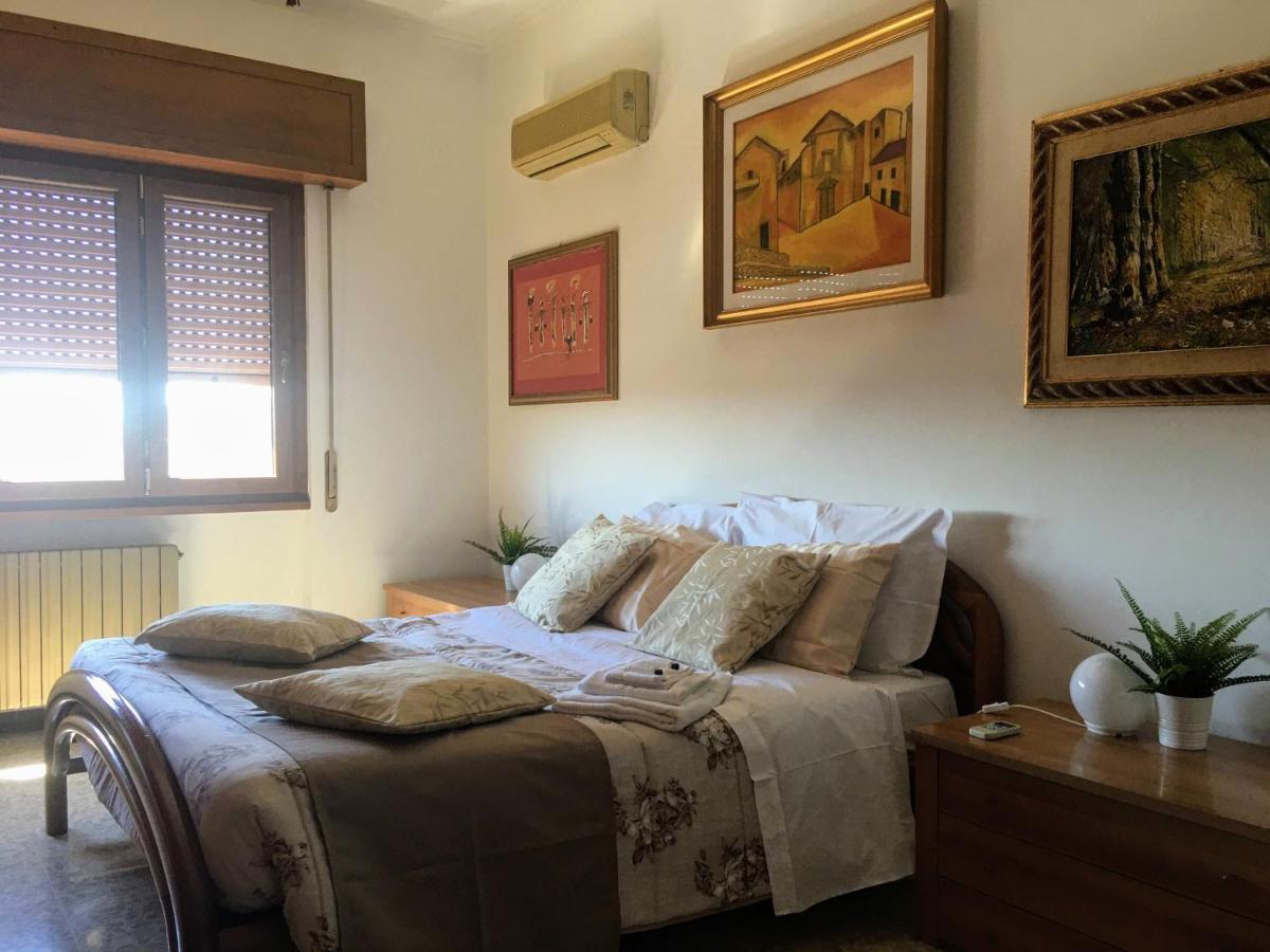 Panoramic And Bright Penthouse Is Waiting For You Apartamento Roma Exterior foto