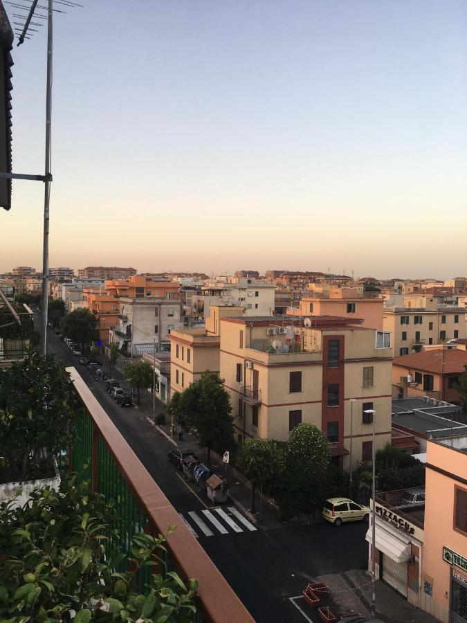 Panoramic And Bright Penthouse Is Waiting For You Apartamento Roma Exterior foto