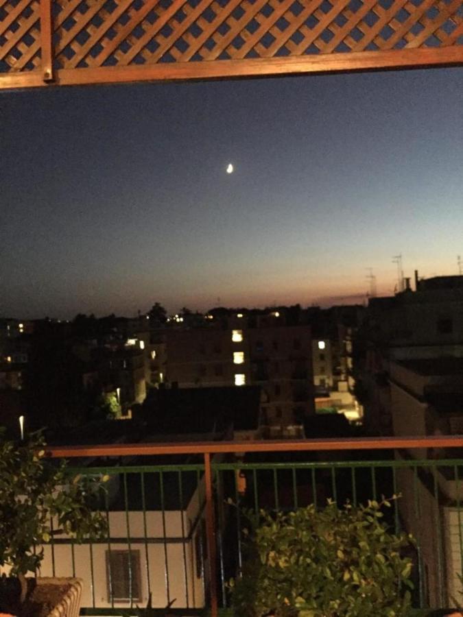 Panoramic And Bright Penthouse Is Waiting For You Apartamento Roma Exterior foto