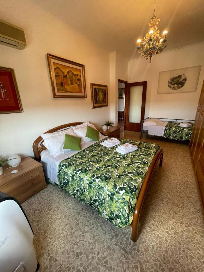 Panoramic And Bright Penthouse Is Waiting For You Apartamento Roma Exterior foto